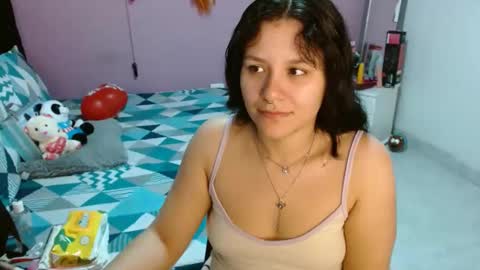 Snapshot of sonialatin69 chatting on 03/12/25, 07:06 sonialatin69 online show from 03/12/25, 07:06