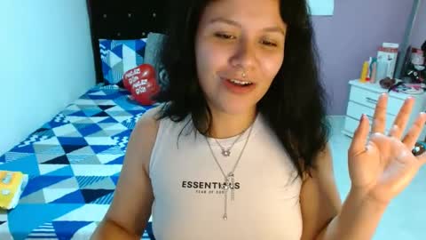 Snapshot of sonialatin69 chatting on 03/12/25, 10:07 sonialatin69 online show from 03/12/25, 10:07