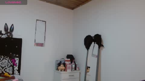 Snapshot of sonialatin69 chatting on 10/02/25, 12:23 sonialatin69 online show from 10/02/25, 12:23