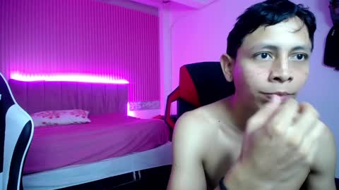 sonic_jess07 online show from 04/09/26, 08:09