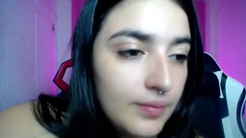 Snapshot of sonic_jess07 chatting on 06/15/26, 08:27 sonic_jess07 online show from 06/15/26, 08:27