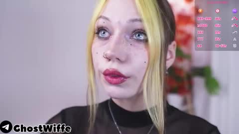 Snapshot of sono_sharingan chatting on 10/20/25, 06:08 Your ghost wife online show from 10/20/25, 06:08