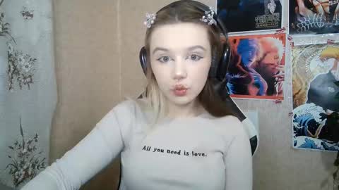 Mila online show from 03/24/26, 05:18