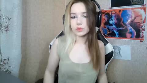 Mila online show from 03/28/26, 06:18