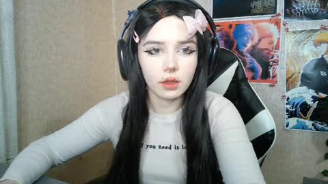 Mila online show from 04/05/26, 03:53