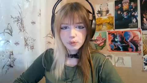 Mila online show from 07/06/26, 03:14
