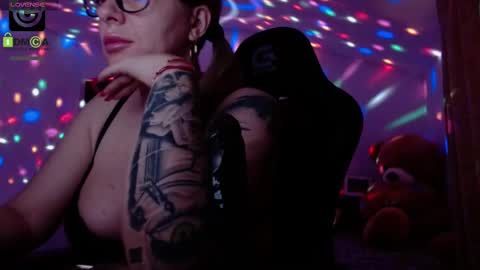 Sonia online show from 02/14/25, 06:45