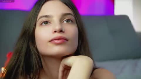 Eva 3 online show from 03/06/25, 12:19