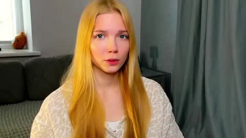 Snapshot of sonyalaviola chatting on 04/30/26, 07:04 Sofia online show from 04/30/26, 07:04