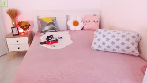 Sonya Lime online show from 11/29/25, 07:44