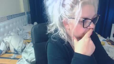 Sonya online show from 01/20/25, 05:48