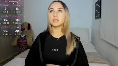 Sofi online show from 09/25/25, 11:41