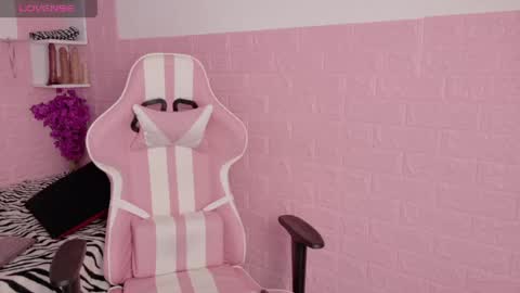 SOPHI online show from 05/27/26, 02:14