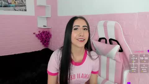 Snapshot of sophi_sweet11 chatting on 07/15/26, 02:55 SOPHI online show from 07/15/26, 02:55