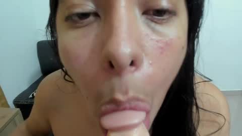 sophia_118 online show from 05/04/26, 08:27