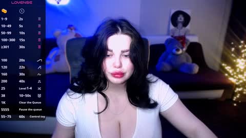 sophia__olsen online show from 01/07/25, 06:27