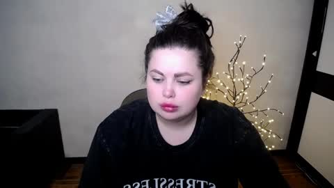 sophia__olsen online show from 05/19/26, 05:03