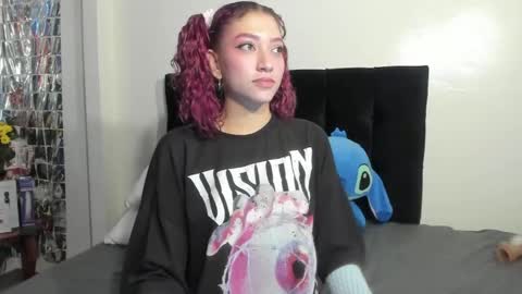 Snapshot of sophia_arevalo_ chatting on 05/12/26, 03:36 Sophia online show from 05/12/26, 03:36
