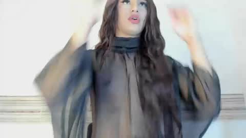 Sophia online show from 09/23/25, 09:18