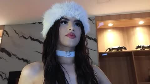 Sophia online show from 11/28/25, 10:01