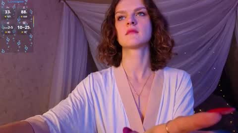 Sophia online show from 11/21/25, 01:37