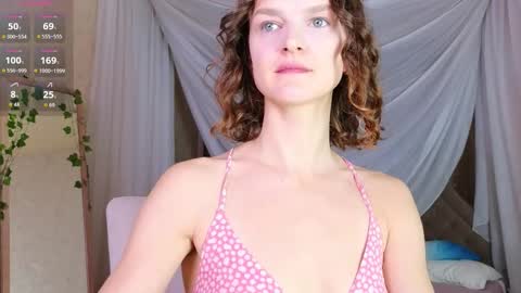 Sophia online show from 02/06/26, 02:49