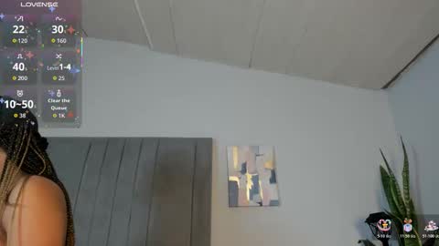 sophia_ebony___ online show from 11/19/25, 12:27