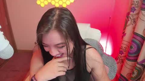 sophia_grants online show from 02/09/25, 07:16