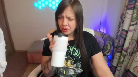 sophia_grants online show from 11/20/25, 06:02