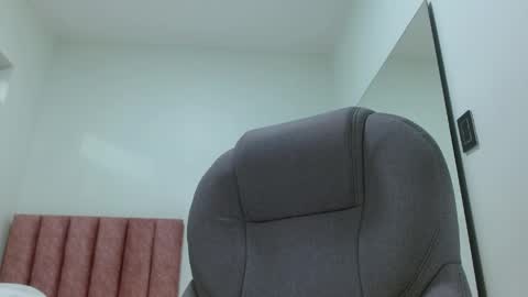Sophia  online show from 05/11/26, 08:39