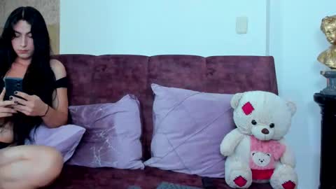 sophia CM online show from 03/10/25, 05:22