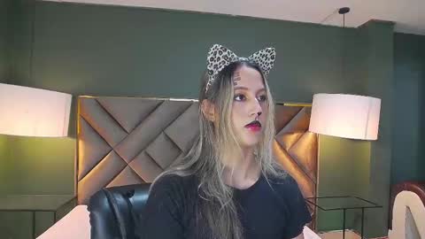 Sofia online show from 10/29/25, 12:18