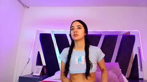 Snapshot of sophia_love__ chatting on 02/26/26, 02:38 Sophia Love online show from 02/26/26, 02:38