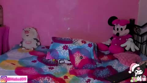 Snapshot of sophia_milano chatting on 12/26/24, 01:43 sophia_milano online show from 12/26/24, 01:43