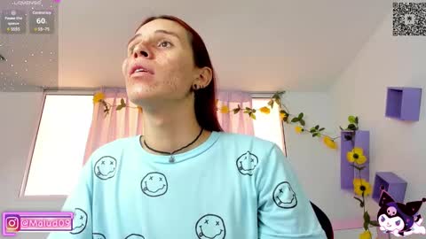 Snapshot of sophia_milano chatting on 01/11/25, 12:29 sophia_milano online show from 01/11/25, 12:29