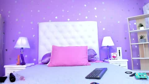 Sophia  online show from 10/08/25, 06:27