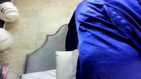 Sophia  online show from 02/25/26, 12:26