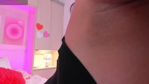  S O P H I A  online show from 03/05/25, 11:38