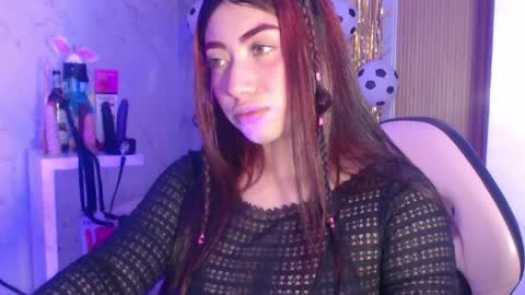 Snapshot of sophia_tf chatting on 07/09/26, 03:32 Sophia online show from 07/09/26, 03:32