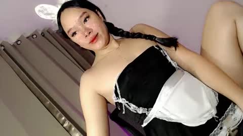 sophia_walker18 online show from 04/24/26, 09:45