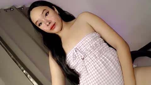 sophia_walker18 online show from 05/26/26, 07:59
