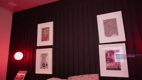 Sofi online show from 04/15/26, 10:44