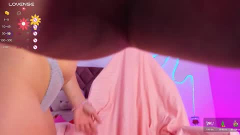 Snapshot of sophiaa__1 chatting on 02/19/26, 01:51 Sophia online show from 02/19/26, 01:51