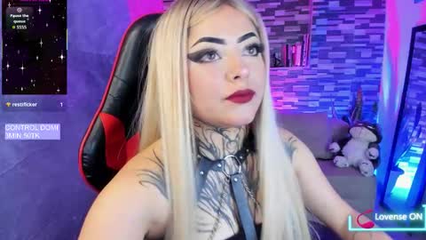 Sophia online show from 11/11/25, 09:48