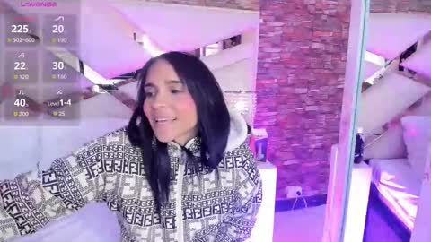 Sophia Paris online show from 10/19/25, 03:07