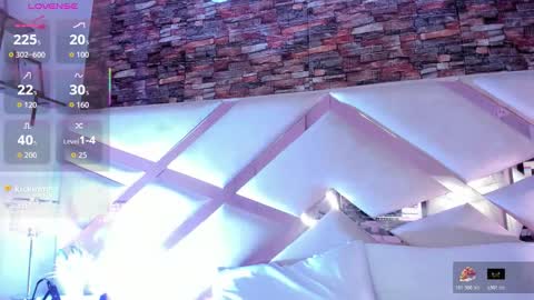 Sophia Paris online show from 03/12/26, 02:50