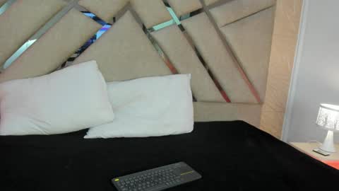 Sophia Paris online show from 04/01/26, 03:07