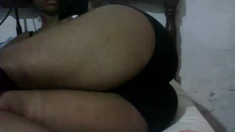 Snapshot of sophiacastro19 chatting on 03/02/26, 01:08 Sophia online show from 03/02/26, 01:08