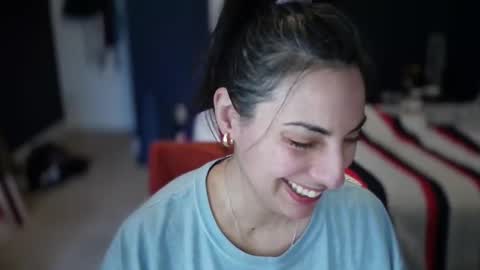 sophiadover online show from 04/29/26, 05:30