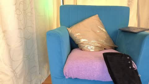 Sophia online show from 04/07/26, 10:05